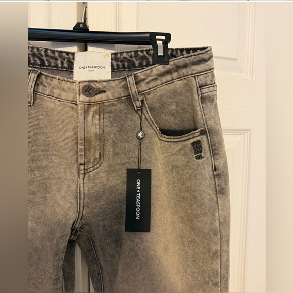 NWT Free People X One TEASPOON jeans, 29. - Picture 5 of 8